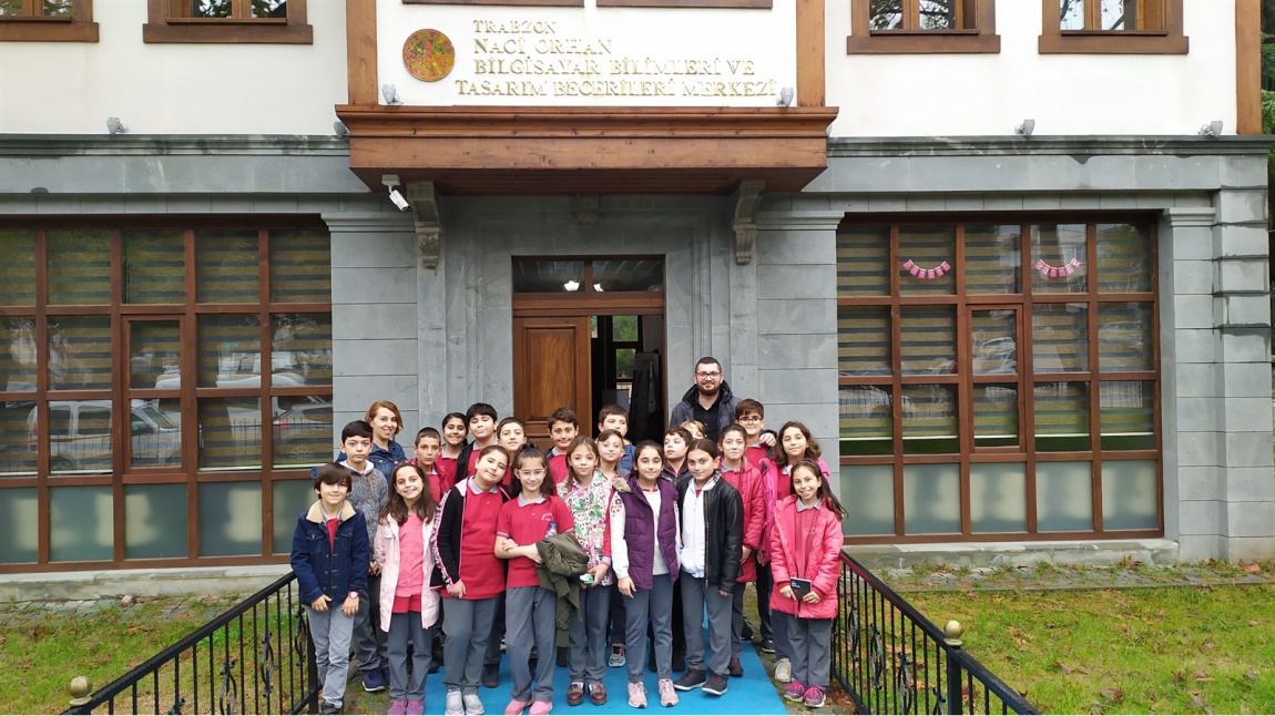Trabzon Naci Orhan Bilgisayar Bilimleri Ve Kodlama Eğitim Merkezi'ni Ziyaret Ettik